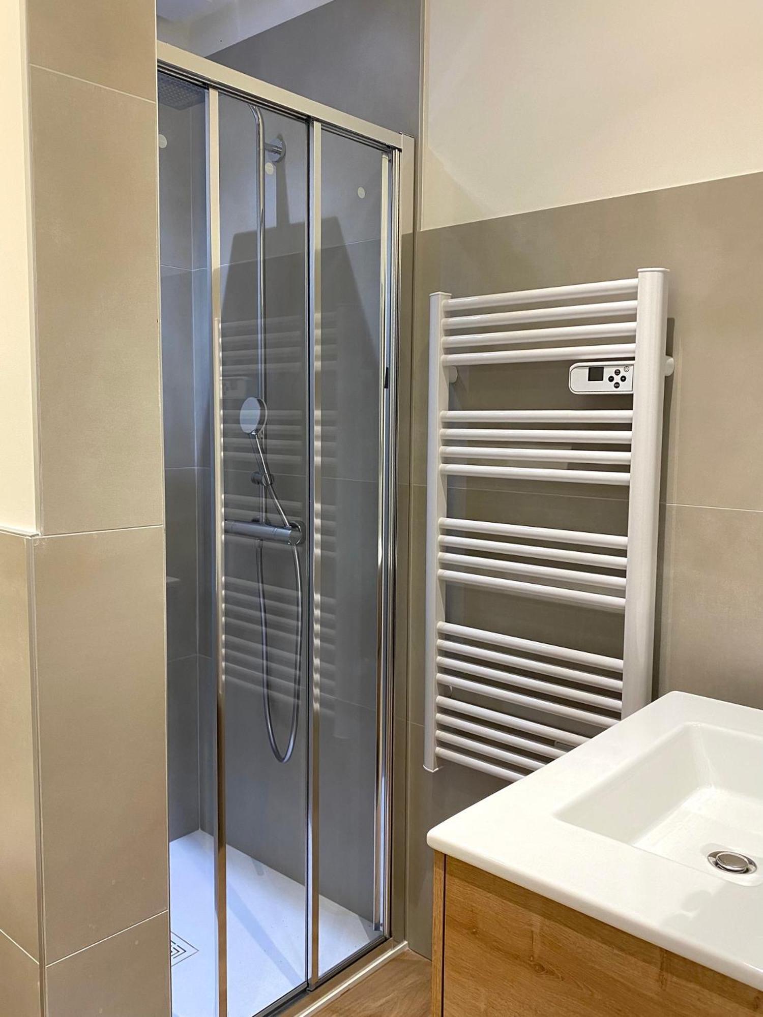 Croix Paquet - Appartements A Лион Экстерьер фото