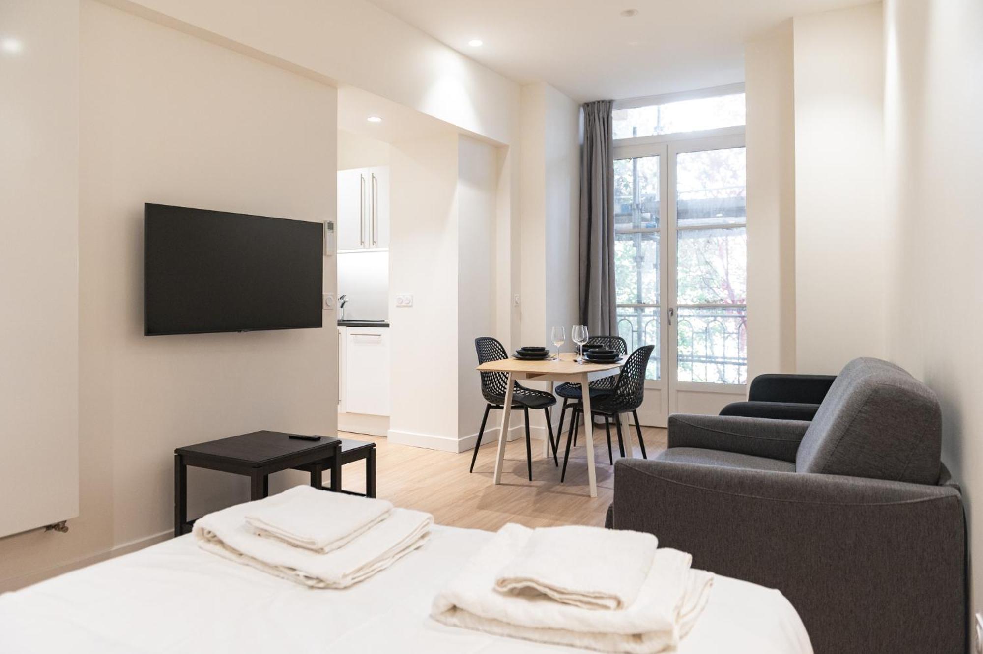 Croix Paquet - Appartements A Лион Экстерьер фото