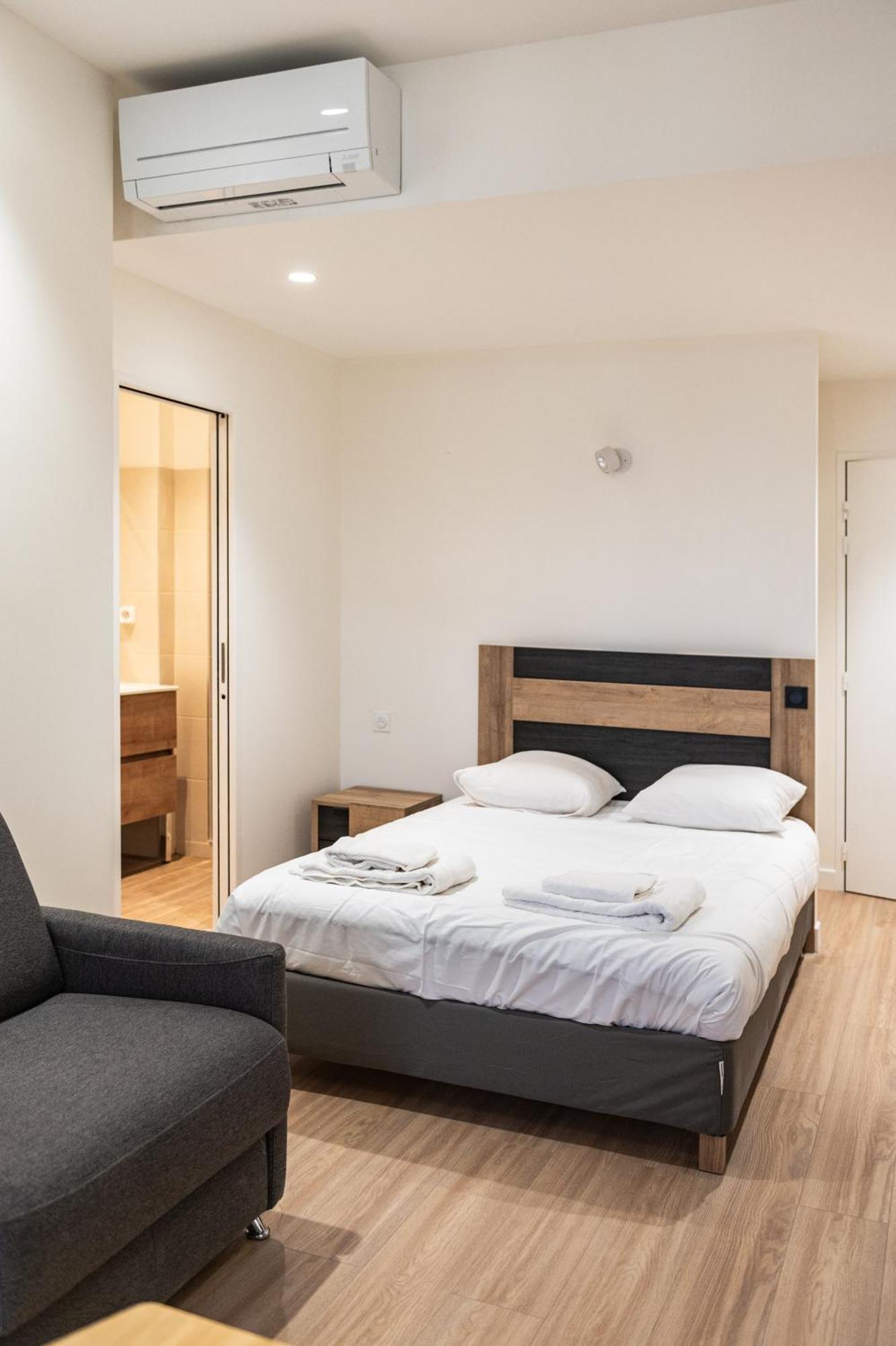 Croix Paquet - Appartements A Лион Экстерьер фото