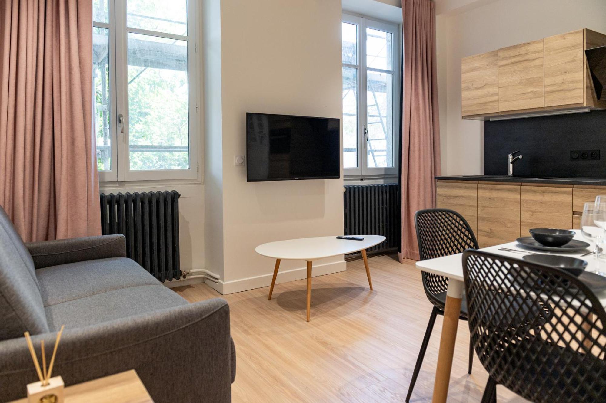 Croix Paquet - Appartements A Лион Экстерьер фото
